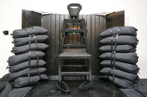 美国电椅执行死刑过程图片