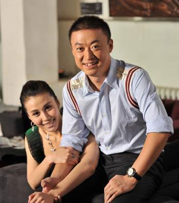 马琳与张宁益(资料图)搜狐娱乐讯 历时一年多的乒坛名马琳与演员