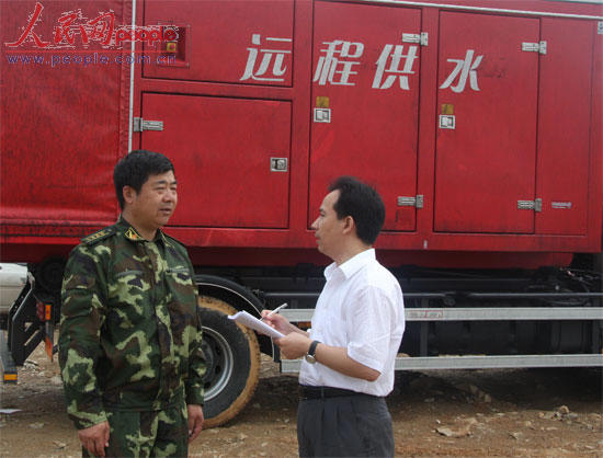 遼寧公安消防總隊副總隊長李金華(左):張良關鍵時刻衝得上去