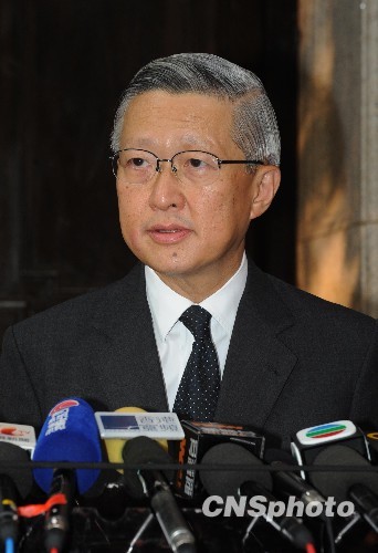 李国能卸任香港终审法院首席法官 称问心无憾