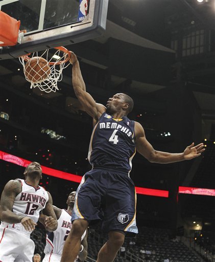 Memphis Grizzlies Guard Sam Young (4) Scores