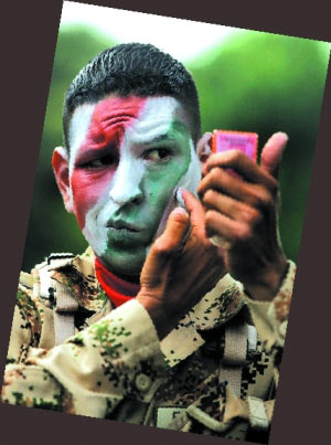 美国男子年花320亿护肤 驻阿富汗士兵也爱红妆