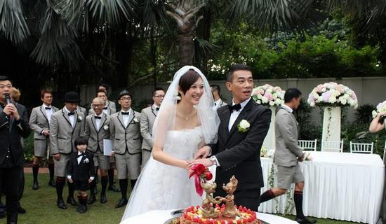 陈小春几岁结婚图片