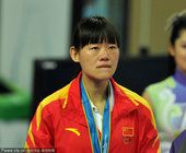 图文：跆拳道女子73公斤以下级 罗微夺冠落泪