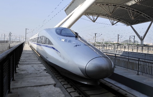 组图:武广高铁开行世界运营速度最快动车组