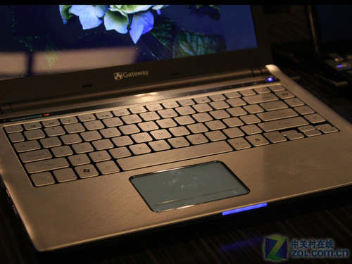 CES2011:Gateway FXϵеٻƷ 