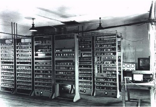 英国复原世界上台有60年历史的edsac计算机