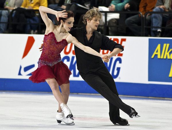 综合体育 冰雪 花样滑冰动态(0 北京时间1月30日,2011年美国花样