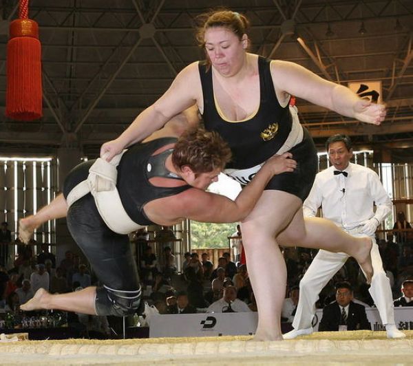 女子相扑运动员图片