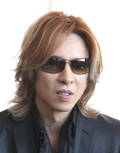 YOSHIKI