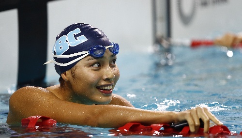 图文全国游泳冠军赛女100蛙季丽萍面带微笑