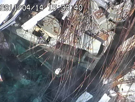 3号机组乏燃料池被掩盖在钢筋瓦砾中