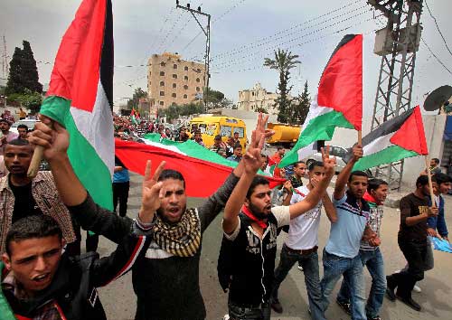 法塔赫,哈马斯等政治派别庆祝签署巴和解协议
