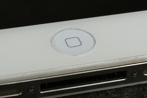 白色iPhone 4内部版与正式发售版对比