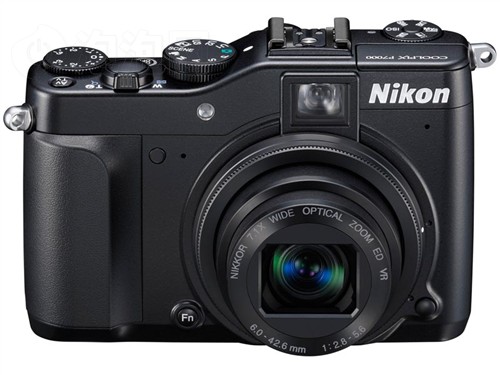 ῵(Nikon) P7000