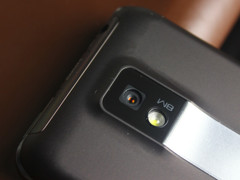 ǿ˫ LG Optimus 2X 