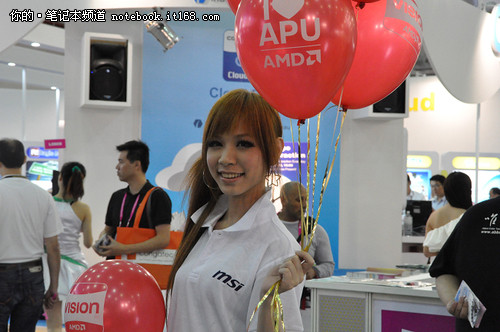 ̨̨ãCOMPUTEX2011showgirl1