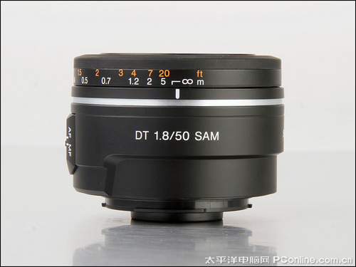 DT50mm F1.8