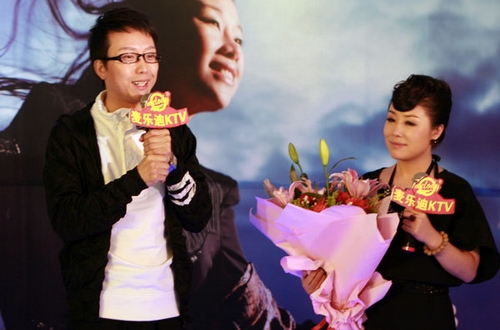 歌手李雨儿老公是谁图片