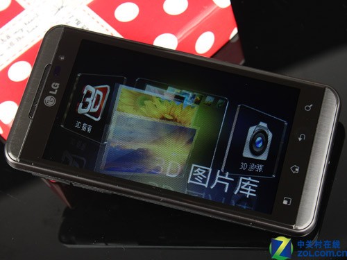 LG Optimus 3D3Dʾ