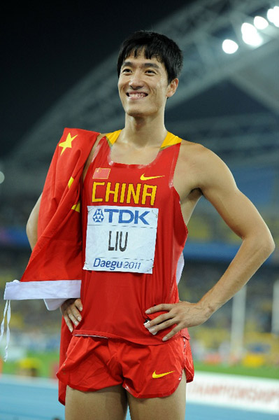 图文：世锦赛男子110米栏决赛 刘翔笑容灿烂