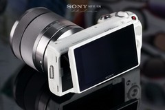 图为：索尼NEX5N