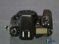 8GӰ ῵D7000