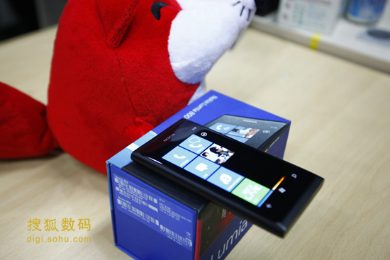 ͼΪŵLumia 800