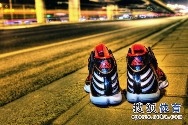 adiZero Rose 2