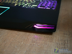 ع:´Alienware M17x 