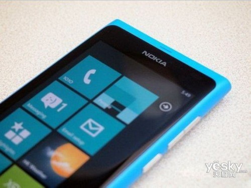 ͼΪŵ Lumia 800 ֻ