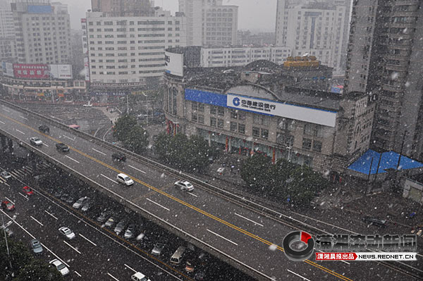 (1月15日中午,长沙侯家塘,长沙迎来2012年第一场大雪.