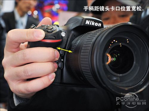 尼康D800握持