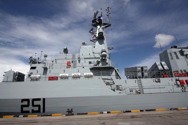 資料圖:巴基斯坦f-22p級護衛艦.