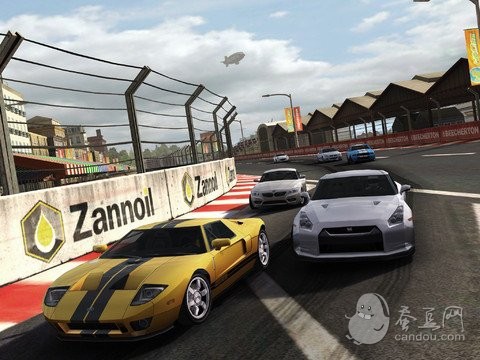 高清激情竞速 《真实赛车2 HD》