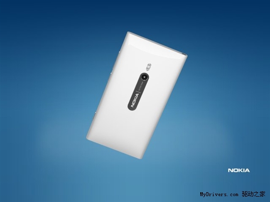 诺基亚Lumia 800行货版售价3699元