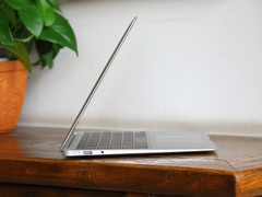 MacBook Airɫ ͼ 