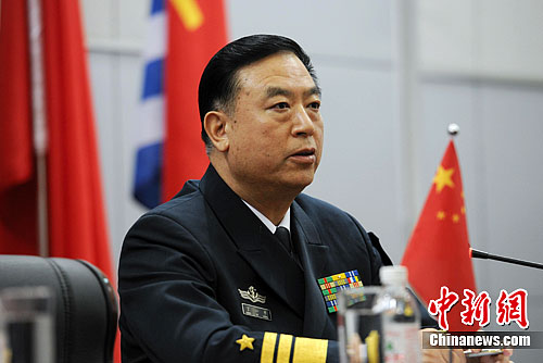 中方总导演,中国海军副司令员丁一平回答记者提问