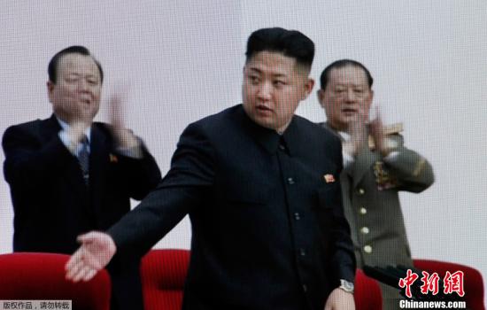 4月11日，朝鲜劳动党在平壤召开第四次代表会议，会议决定推举劳动党中央军事委员会副委员长金正恩为第一书记，同时宣布拥戴已故最高领导人金正日为永远的总书记。（视频截图）