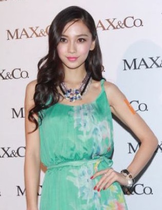 Angelababy ̨塰