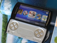  Xperia Play ɫ ͼ 