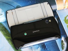  Xperia Play ɫ ͼ 