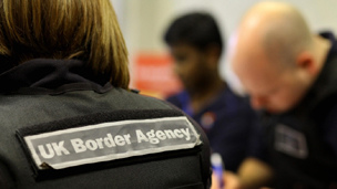 英国移民观察组织呼吁政府收紧学生签证系统
