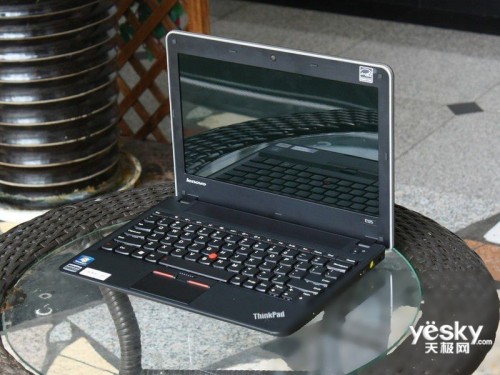 ThinkPad E125 303528C