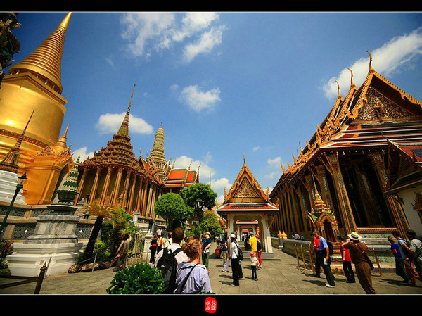 ȴBangkok Grand Palace΢ЦԷ羰ĵطϧÿһԵ徻ĵĳԼԽ֮·