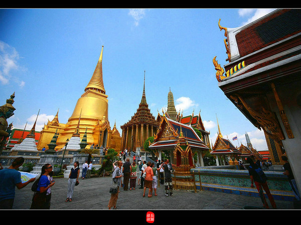 ȴBangkok Grand Palace΢ЦԷ羰ĵطϧÿһԵ徻ĵĳԼԽ֮·