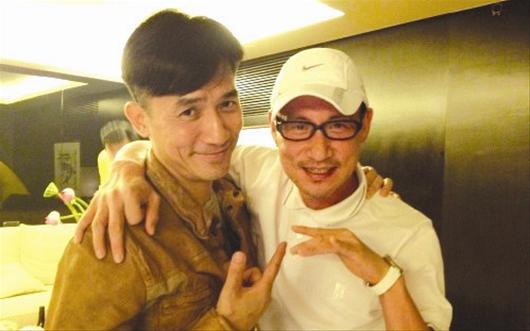 刘嘉玲为梁朝伟庆50岁生日 迷你派对星光熠熠