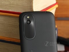 图为 HTC 新渴望 V