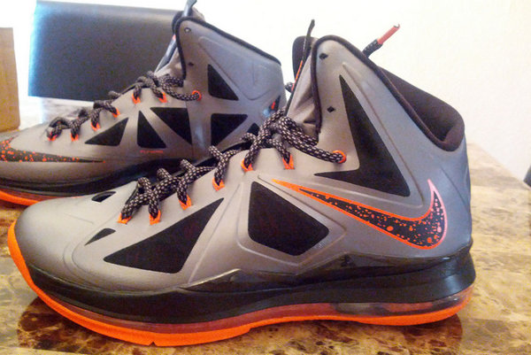 LeBron X 