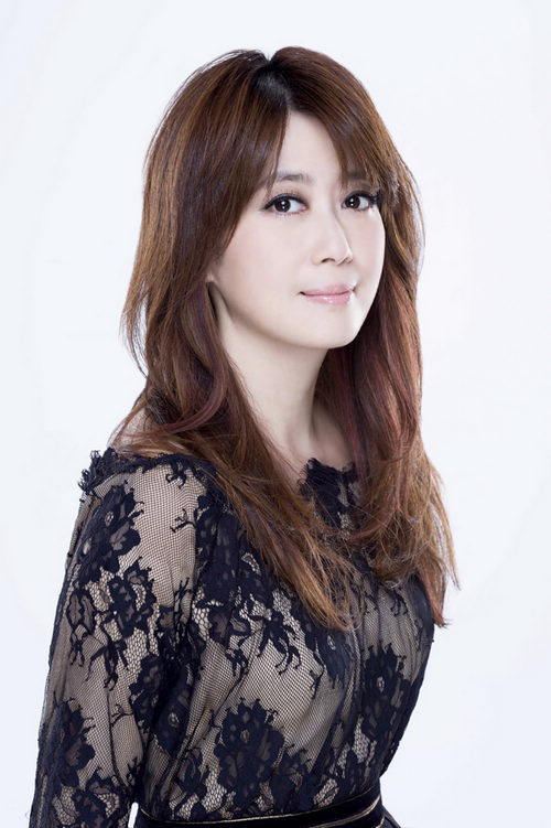 坐拥20年来华语女歌手唱片销售冠军的台湾歌手孟庭苇,从2009年起一直